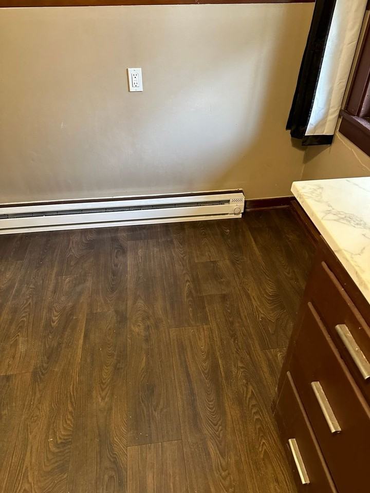 403 Ne Gray Ln - Photo 7 of 13