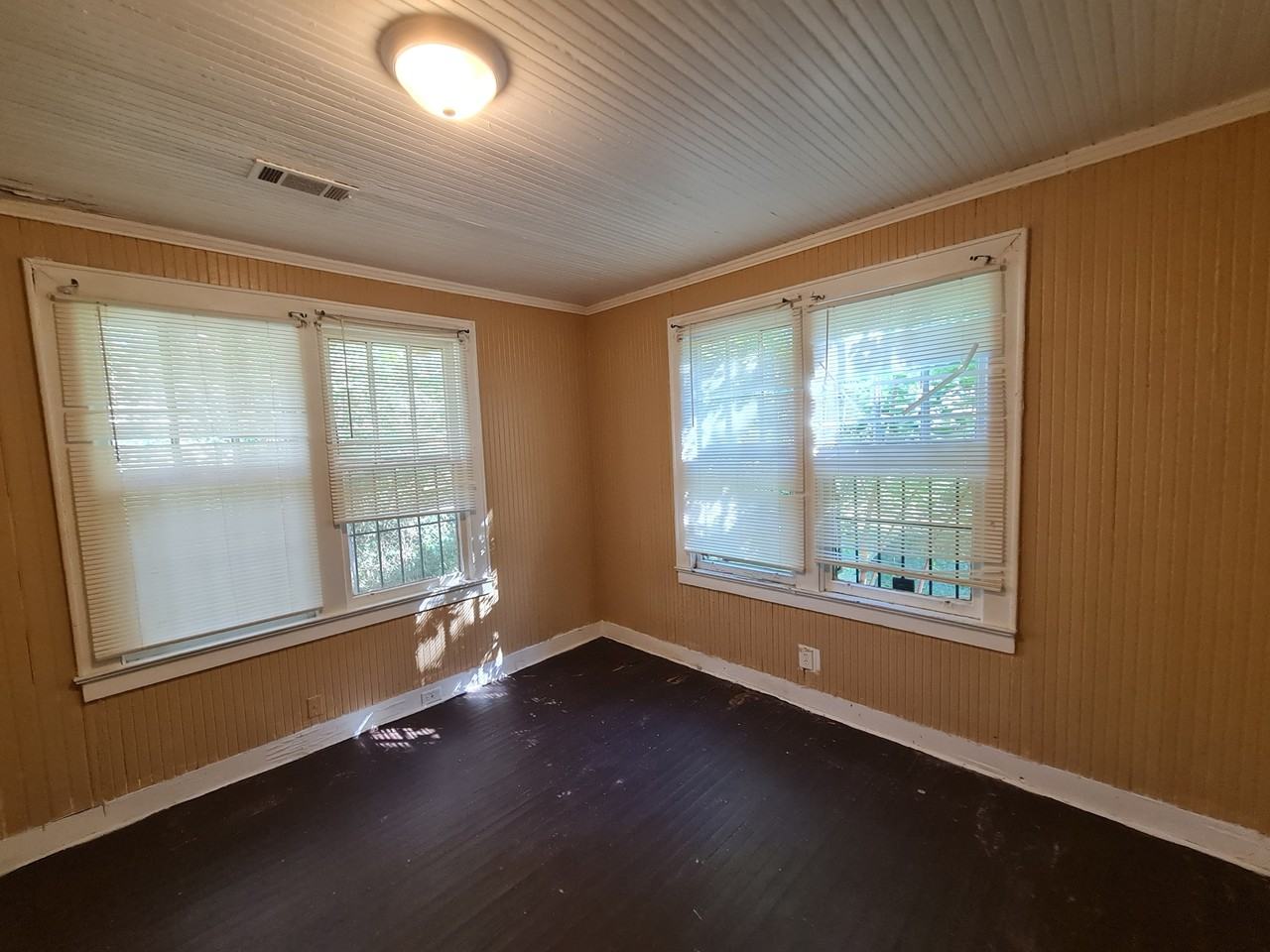 151 Wade Street - Photo 3 of 17