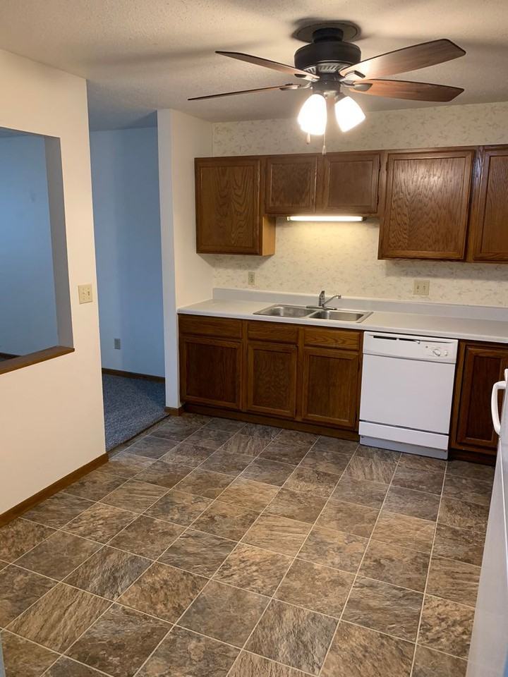 Elm Creek Apartments - Fargo - Photo 7 of 50