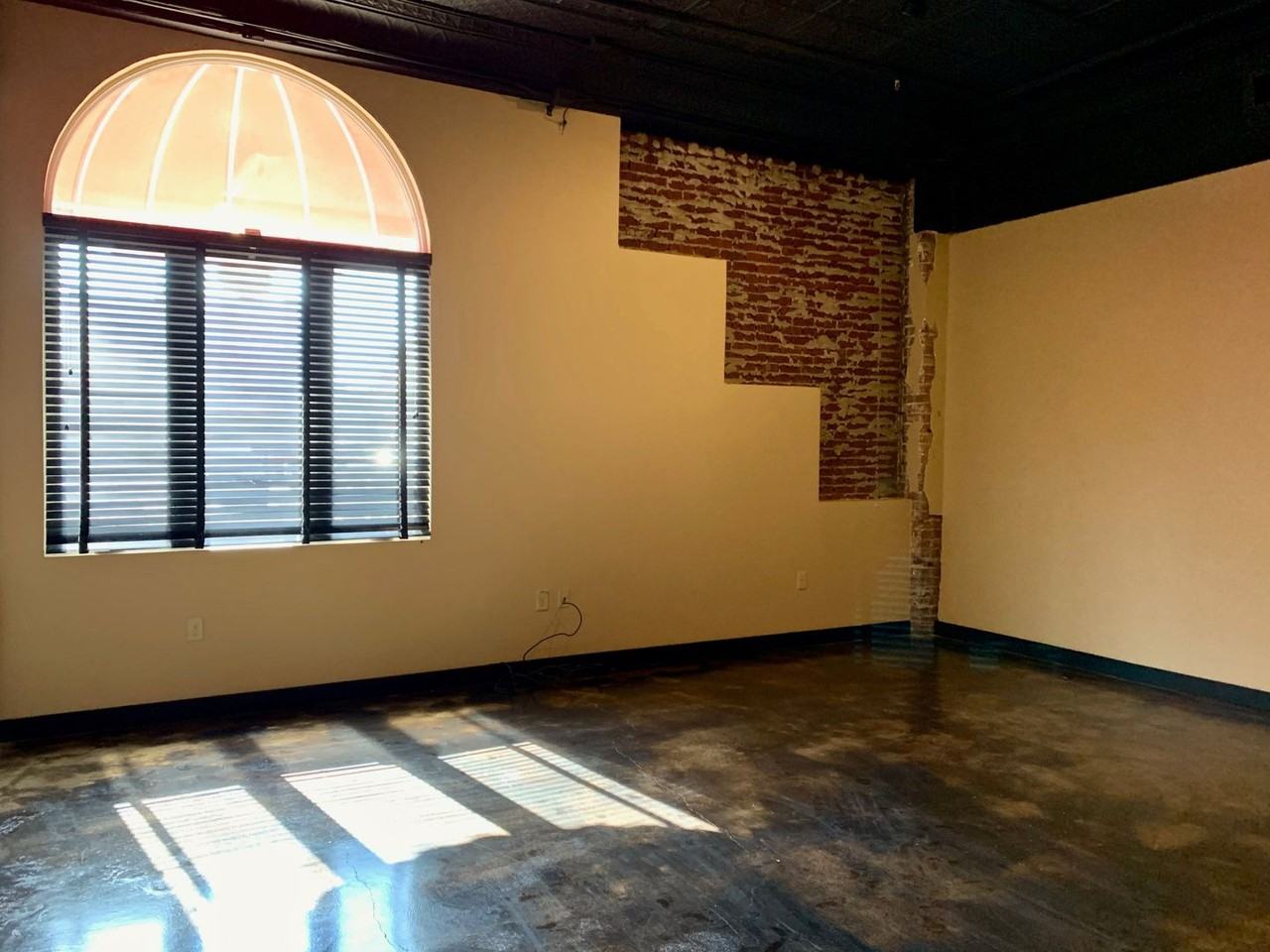 110 W Huntington Ave - Photo 3 of 17