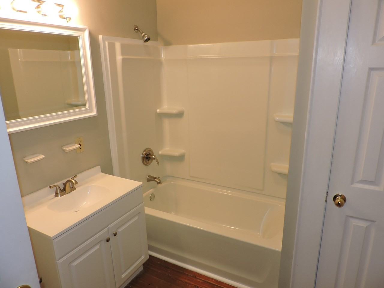Magnolia House - Photo 2 of 16