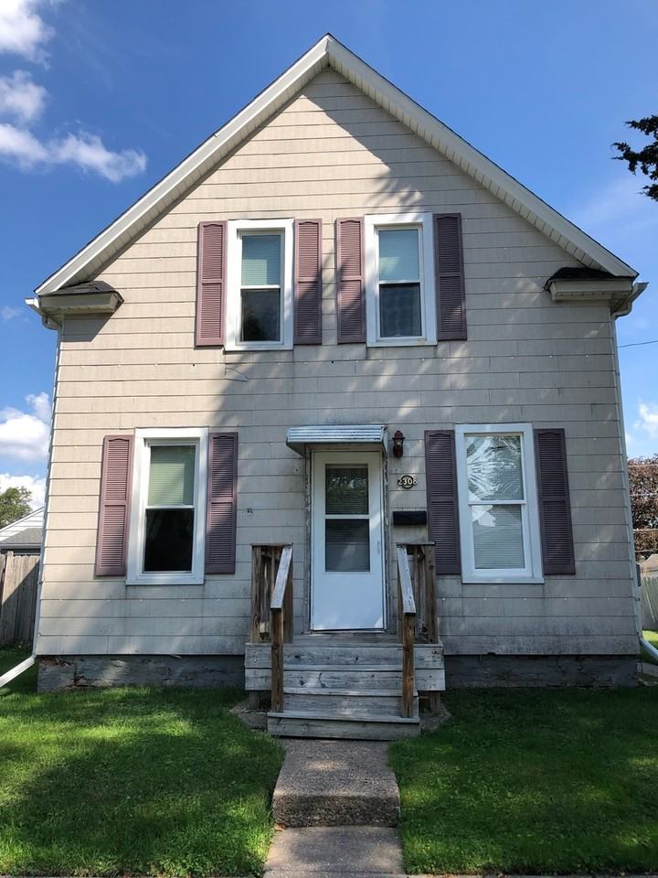 2308 4th St - Photo 2 of 14