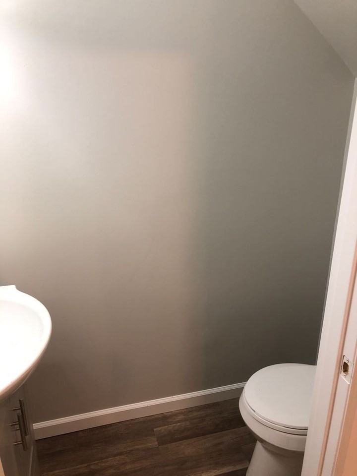 1404 North Ave Ne - Photo 2 of 11