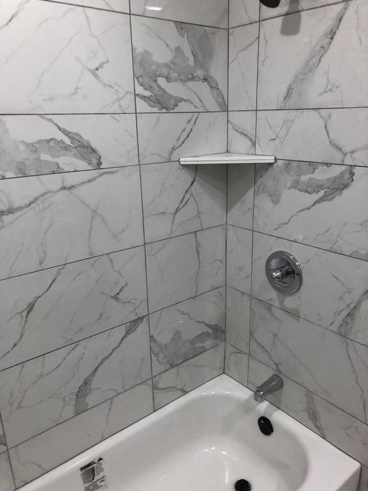 1404 North Ave Ne - Photo 5 of 11