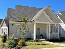 featured image of 1212 Ivy Rd