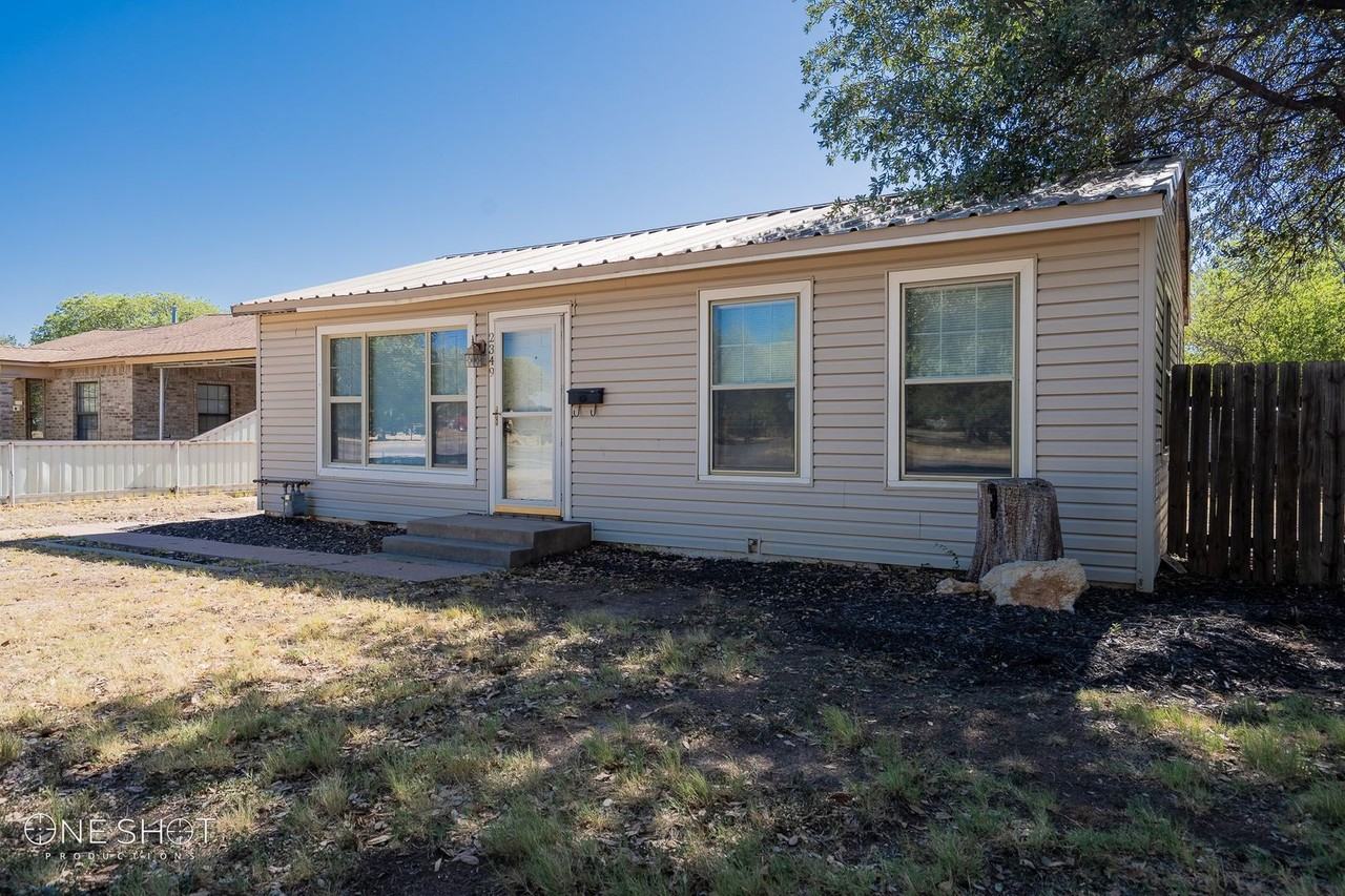 2349 Highland Ave - Photo 3 of 28