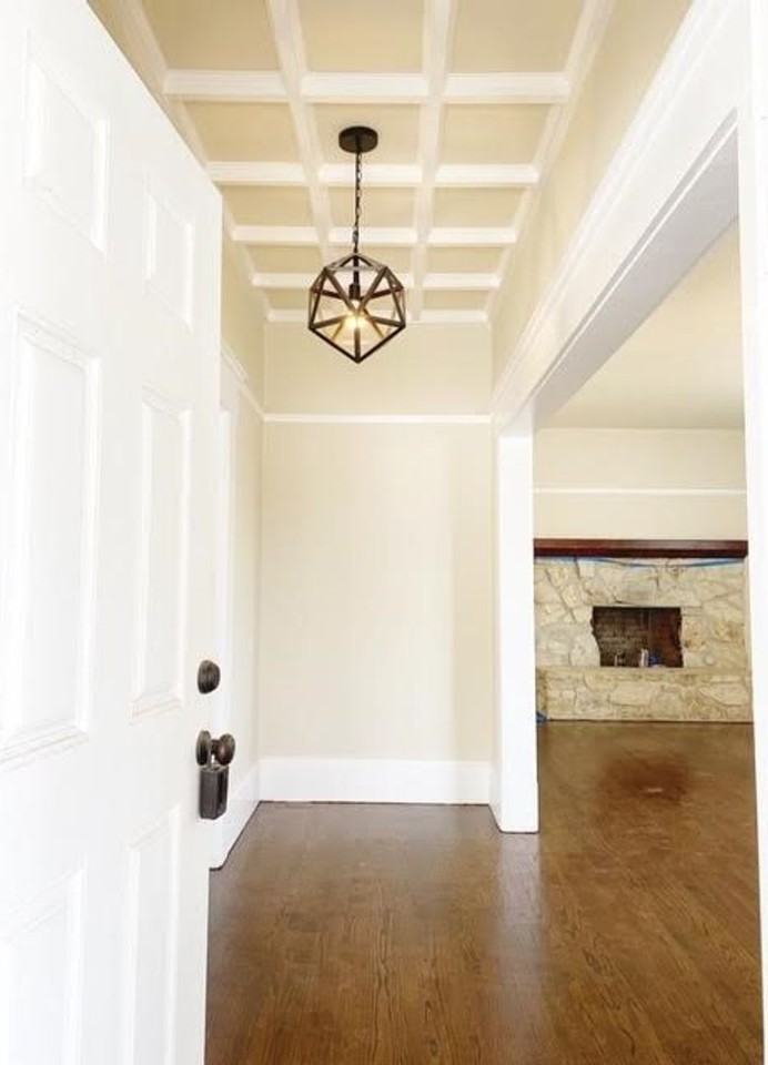 941 Capitol St - Photo 5 of 30