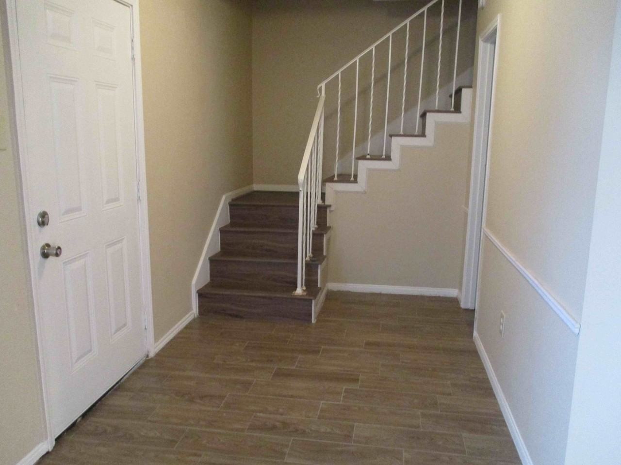 5506 Deep Forest Dr - Photo 4 of 16