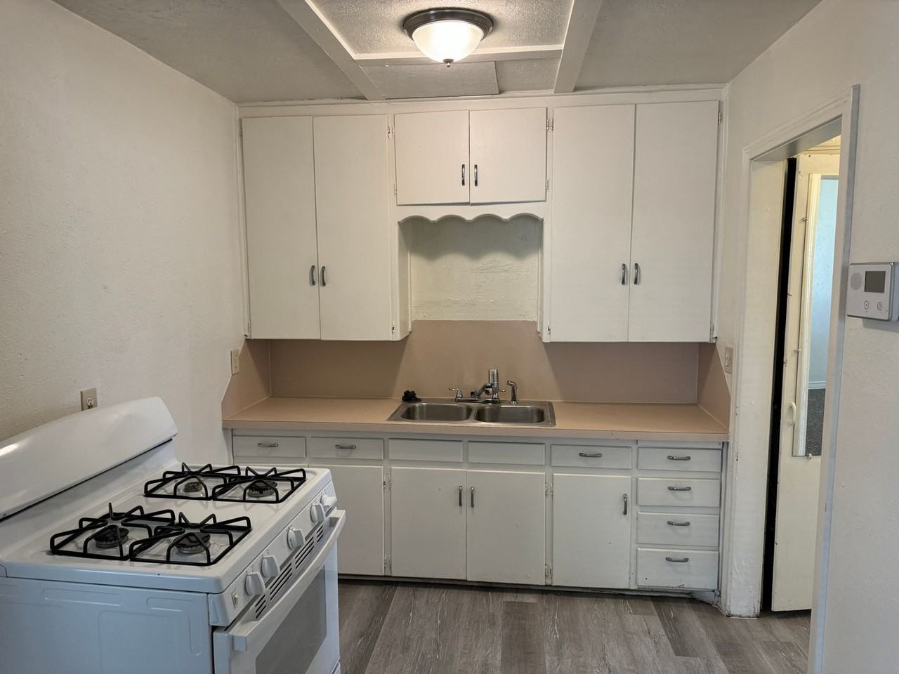 1706 Virginia Street - Photo 3 of 8