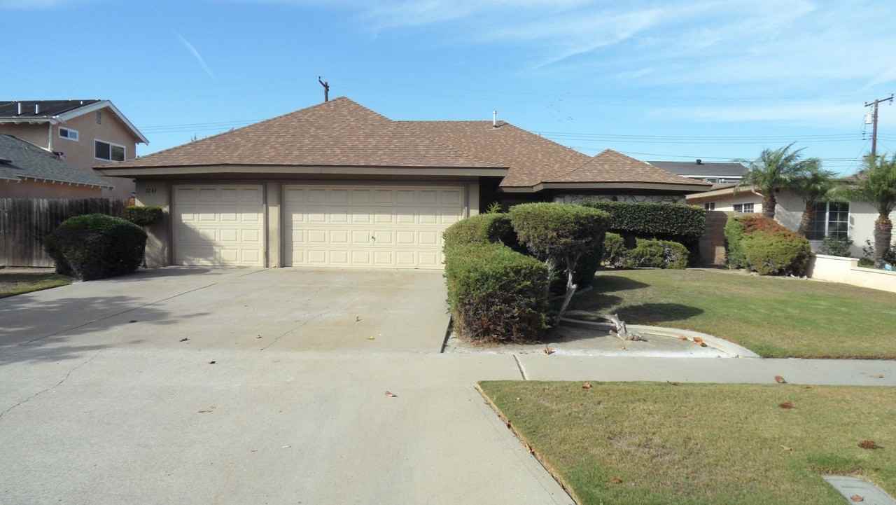 1241 E Diana Ave - Photo 2 of 37