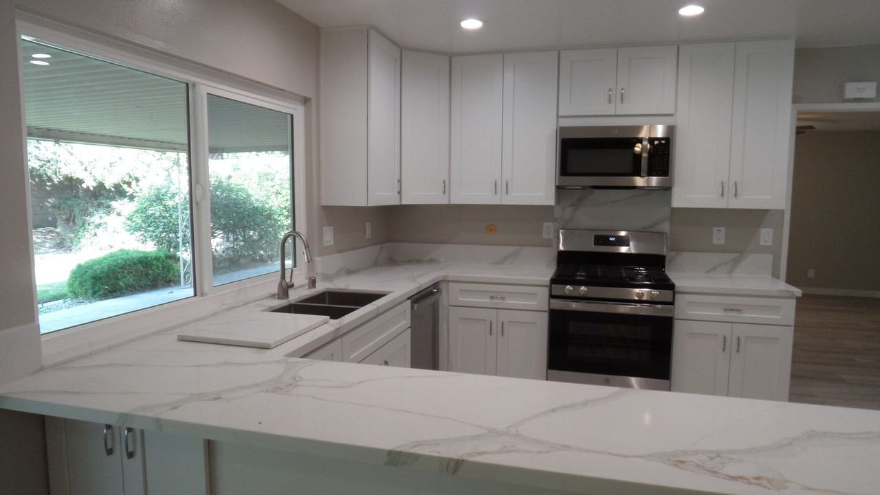 1241 E Diana Ave - Photo 6 of 37