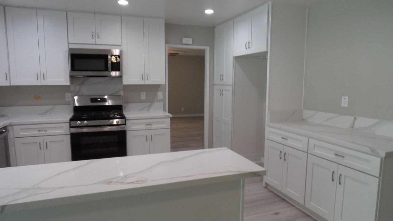 1241 E Diana Ave - Photo 7 of 37