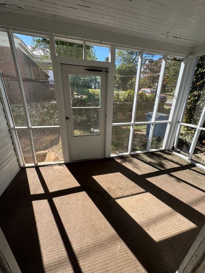 615 Lapsley Ave - Photo 7 of 9