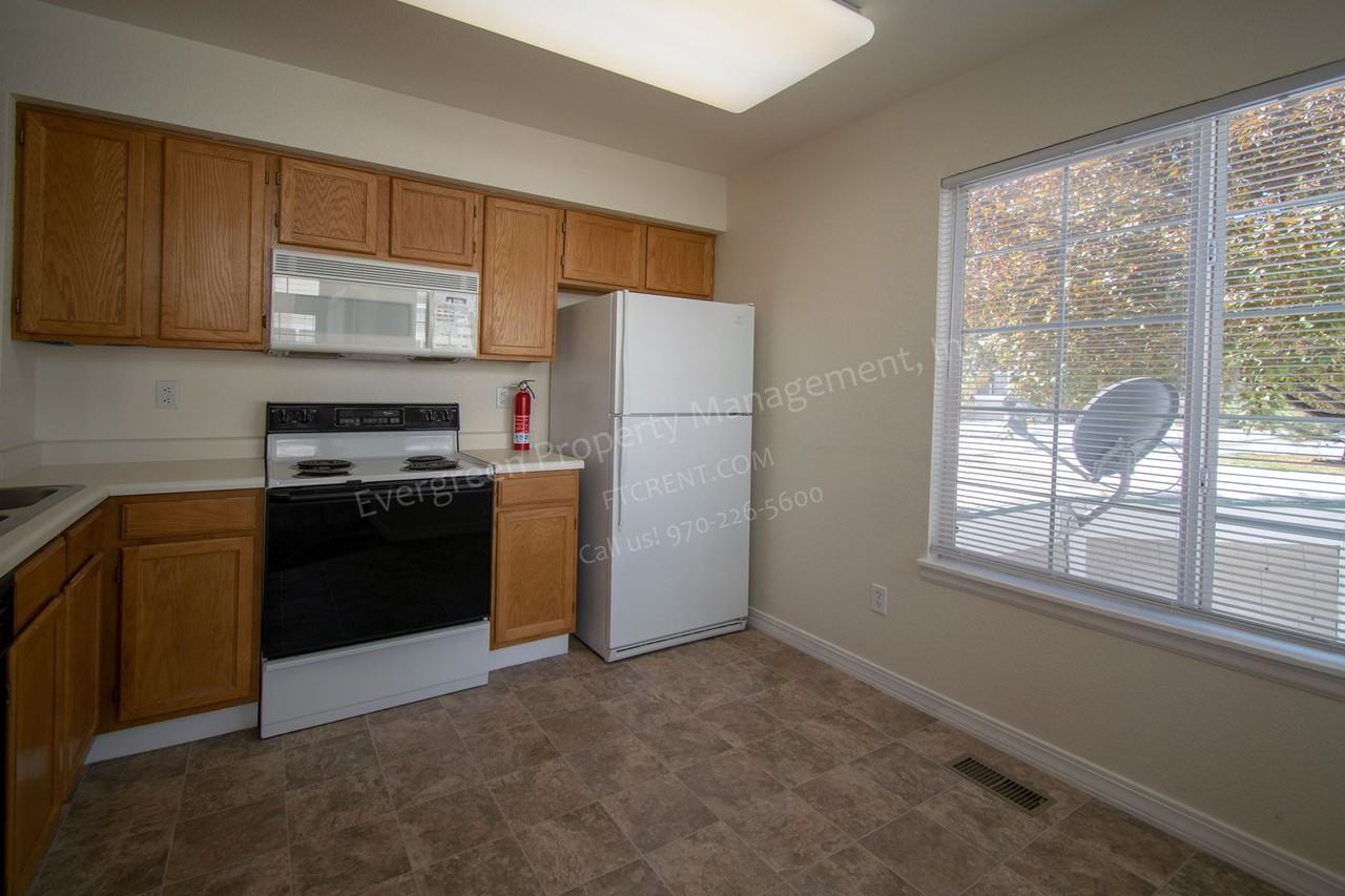 2602 Timberwood Dr - Photo 7 of 45