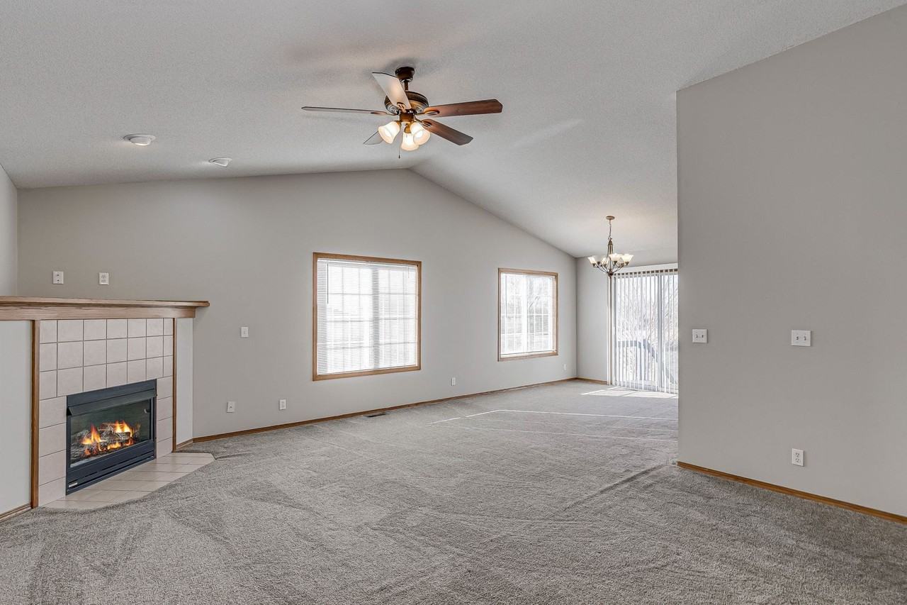 3591 N Rushwood St - Photo 2 of 10