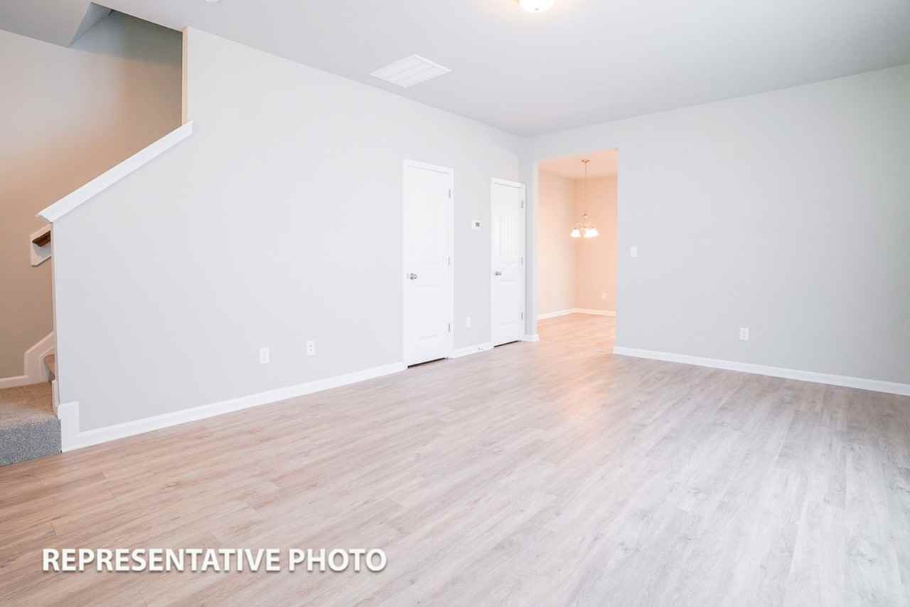 168 Pepperbush Dr - Photo 3 of 13