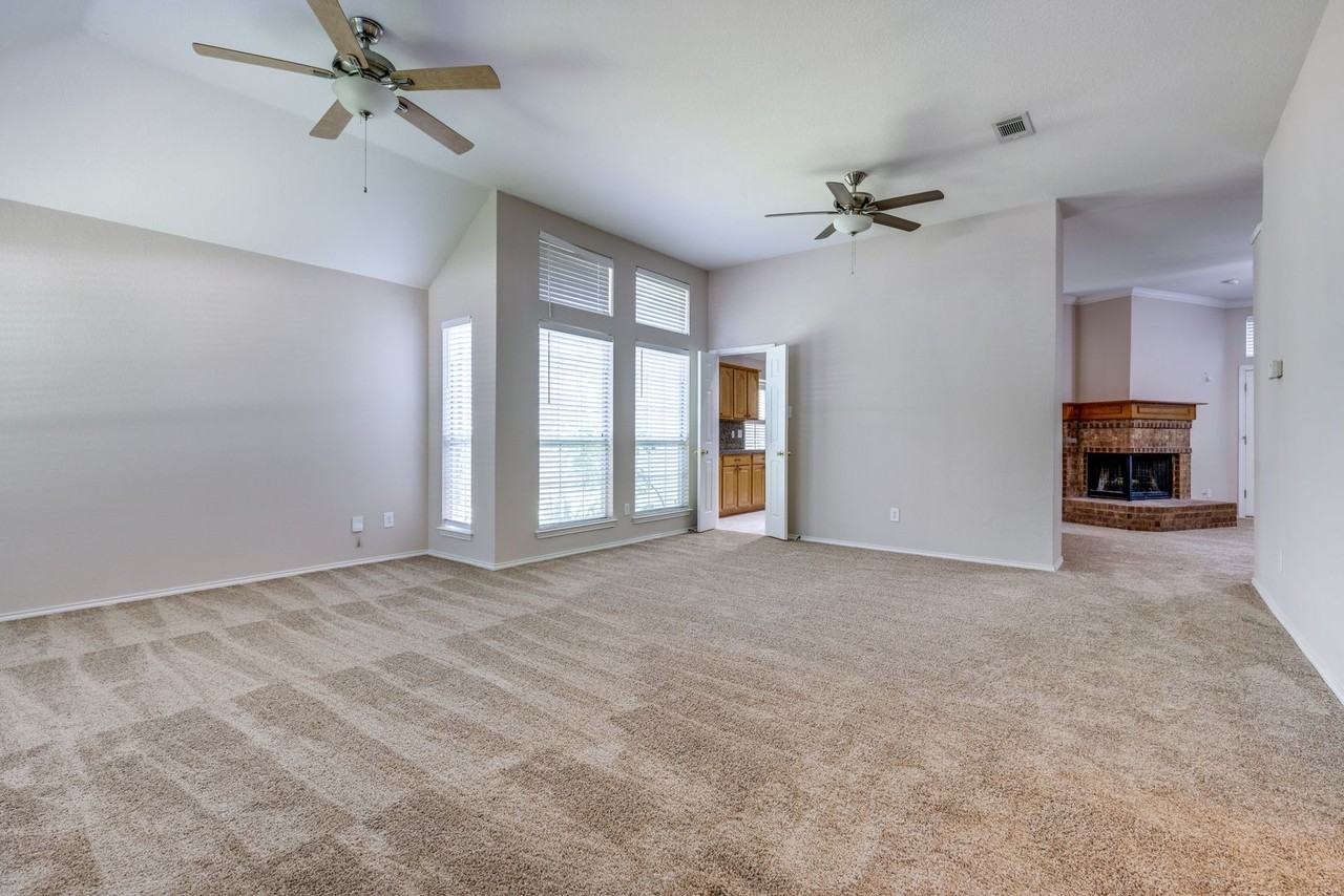 2603 Tourette Ct - Photo 3 of 16