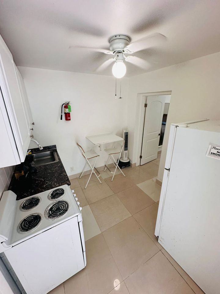 LODGING IN FLORIDA 2 LLC - Photo 2 of 6