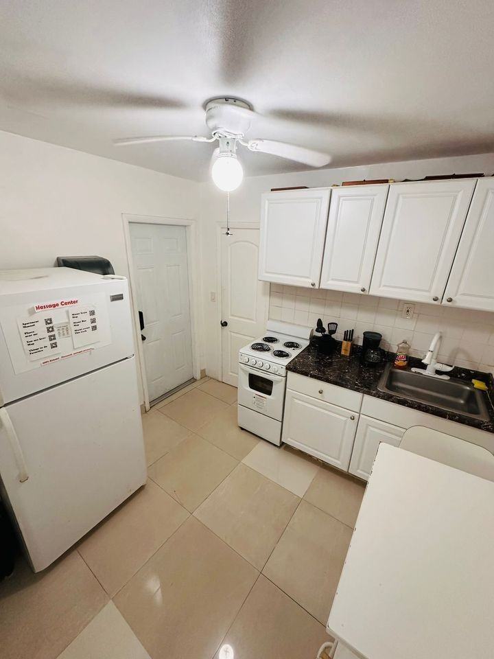 LODGING IN FLORIDA 2 LLC - Photo 3 of 6