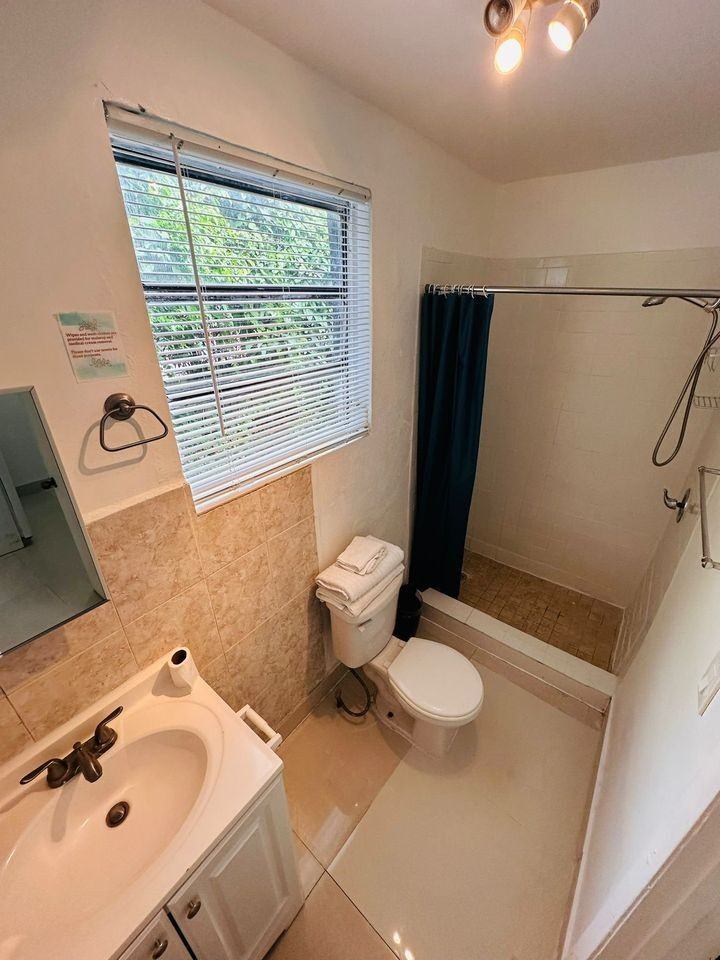 LODGING IN FLORIDA 2 LLC - Photo 5 of 6