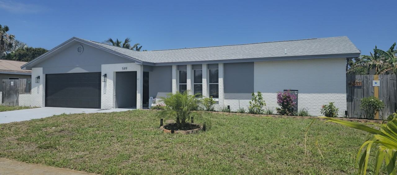 589 Coconut Street - Photo 3 of 40