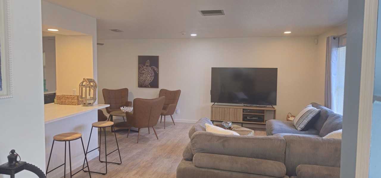 589 Coconut Street - Photo 7 of 40