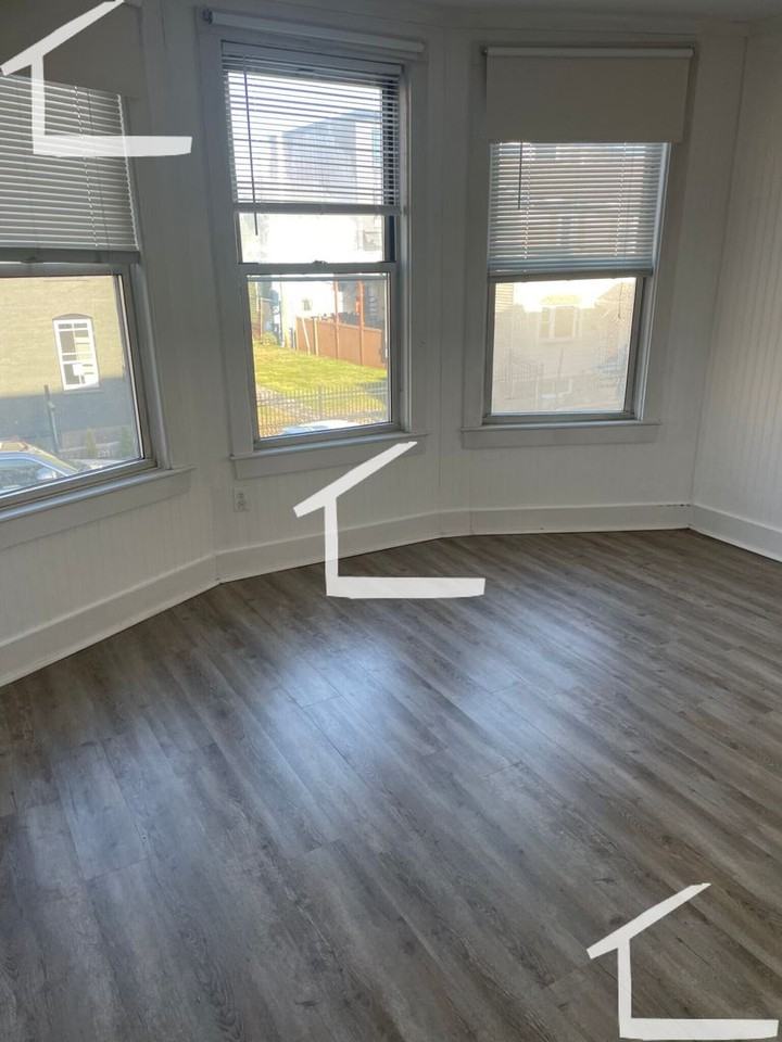 892 E 2nd St - Photo 3 of 9