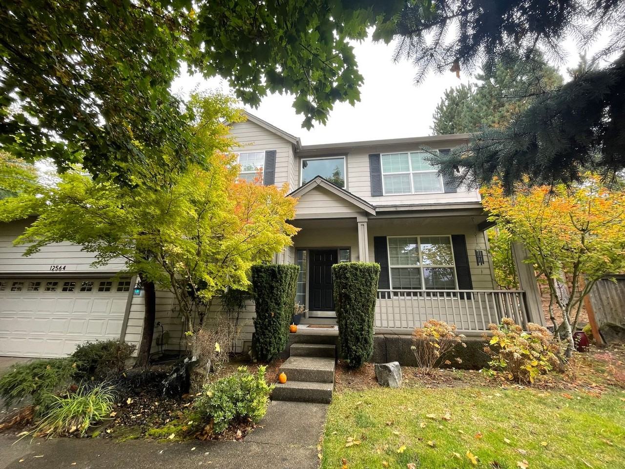 12564 Se Maplewood Ct - Photo 2 of 39