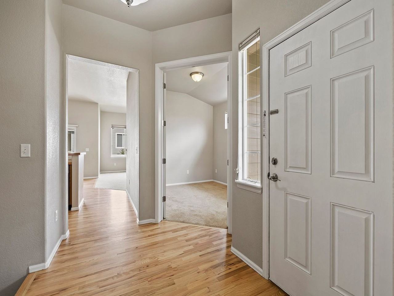 2238 Maple Hill Dr - Photo 3 of 24