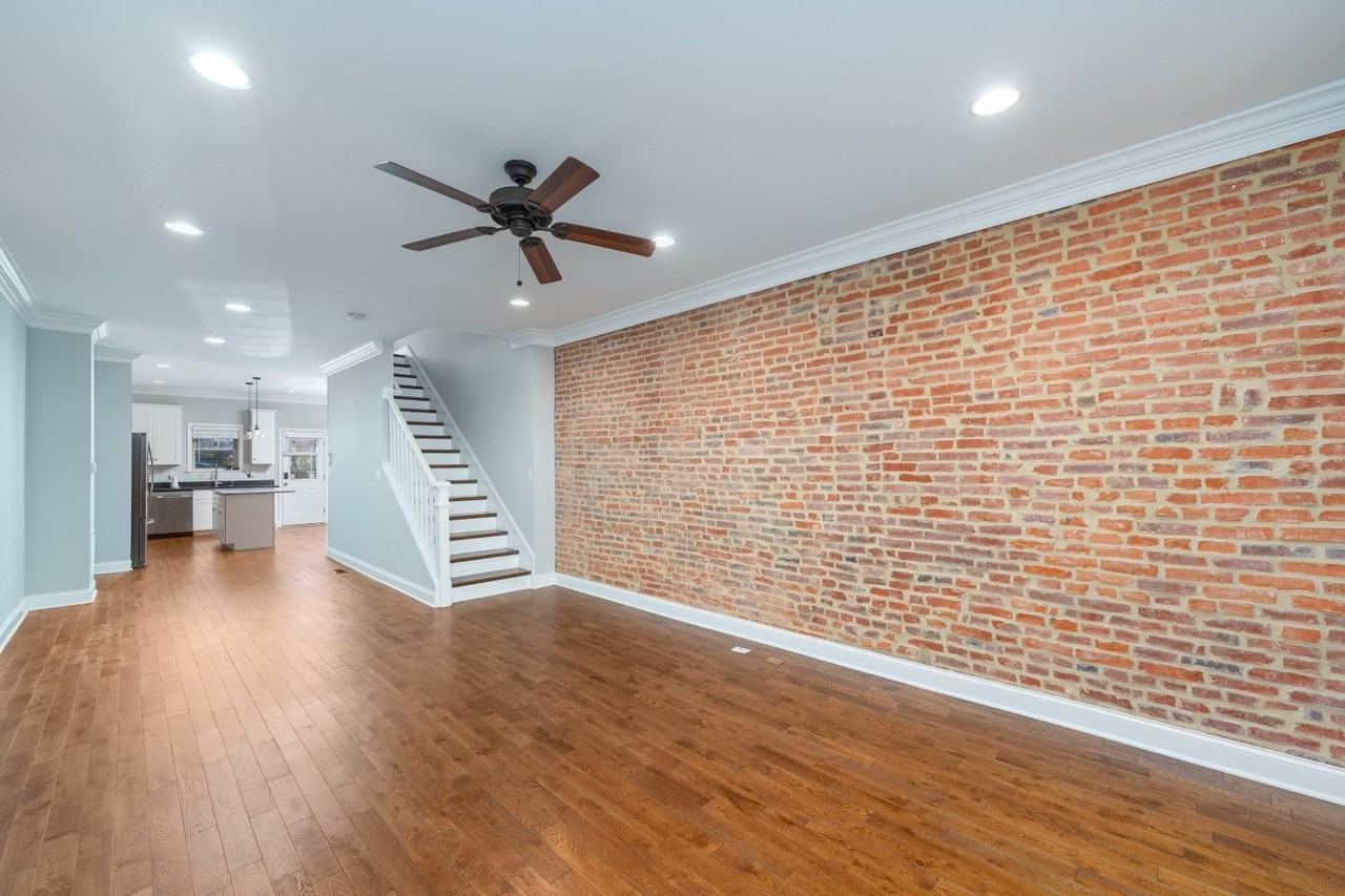 3033 East Baltimore Street - Photo 4 of 28