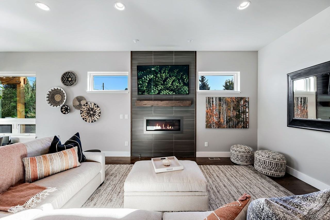 2526 King St - Photo 2 of 36