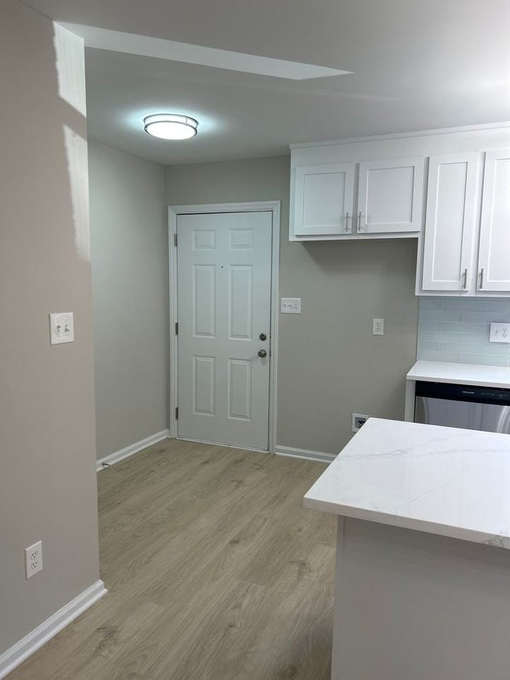 347 E Williams St - Photo 2 of 15