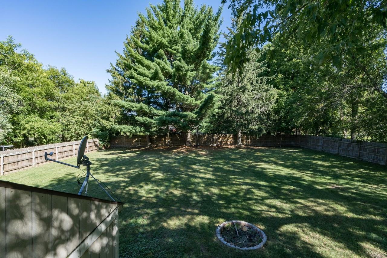 149 Maple St - Photo 2 of 50