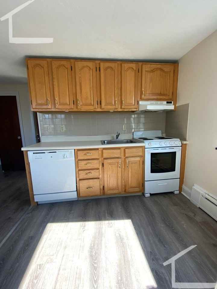 17 Chester St - Photo 2 of 6