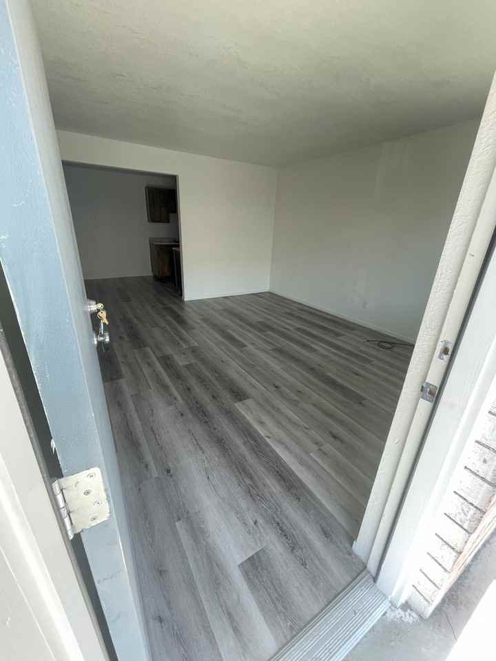 937 N Main Street #A35 - Photo 3 of 7