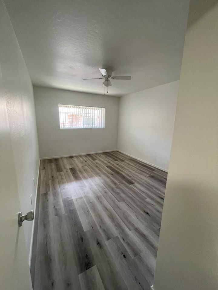 937 N Main Street #A35 - Photo 5 of 7