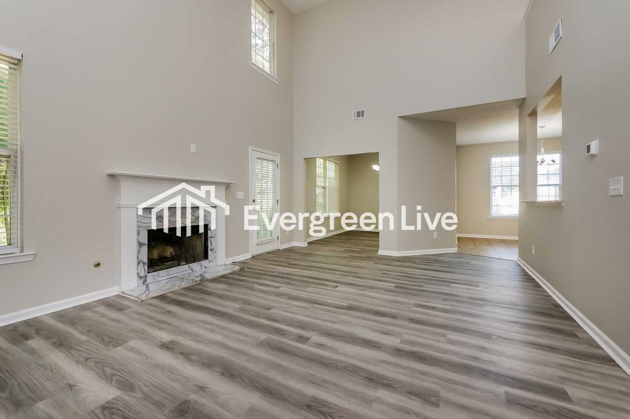 555 Willow Ash Dr - Photo 2 of 14