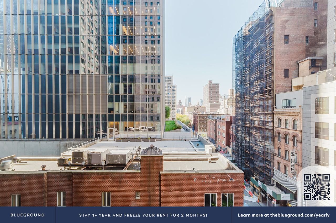 230 West 55th Street - Photo 7 of 38