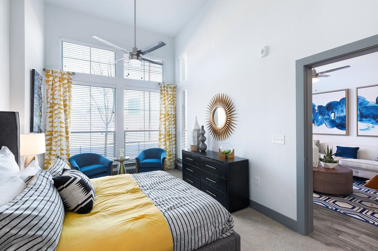 South 400 - Photo 7 of 30