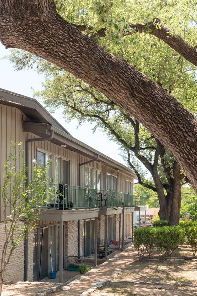 Mark Embers - Photo 6 of 50