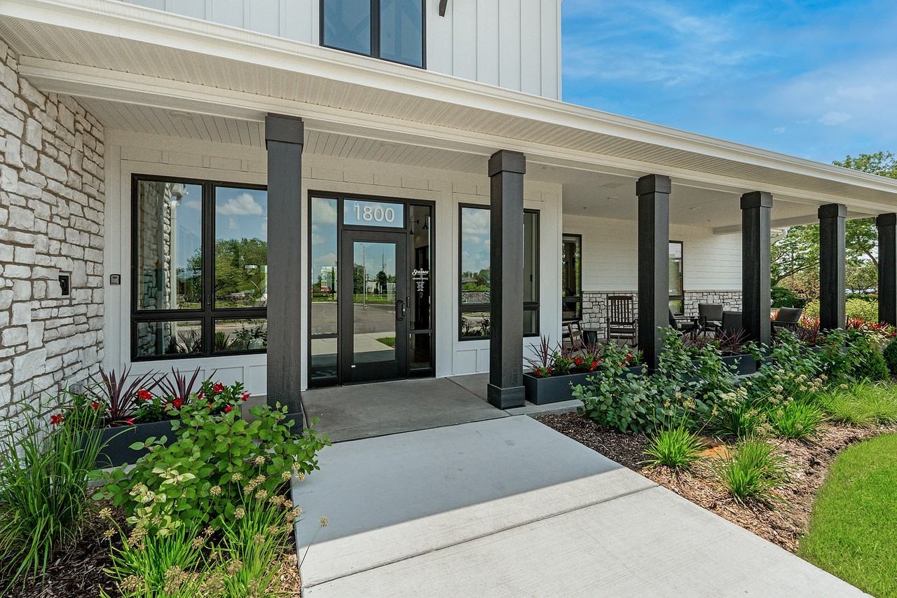 Seasons at Hoffman Estates - Photo 2 of 50