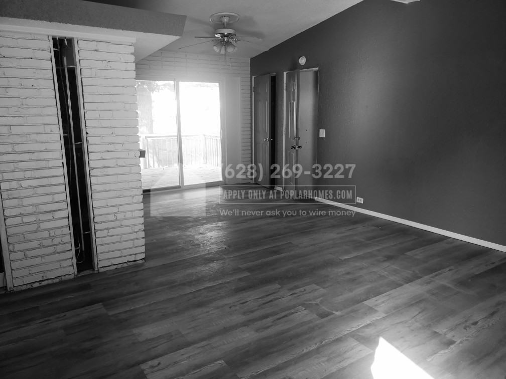 28 Queen Ann Dr - Photo 2 of 12