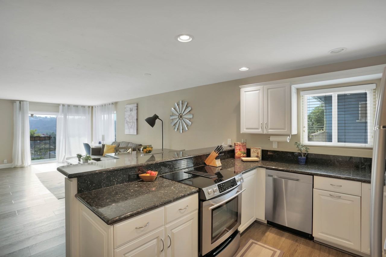 5915 Lauretta St #2 - Photo 4 of 24