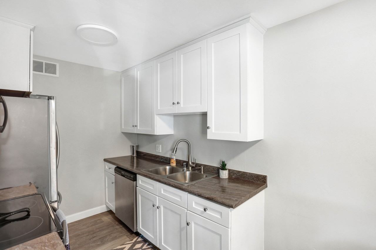 6406 Friars Rd #133 - Photo 6 of 23