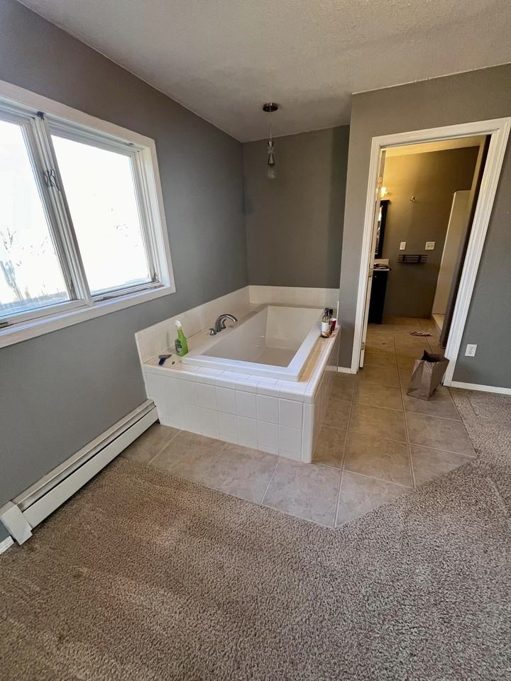 10739 E Granite Ridge Rd - Photo 2 of 7