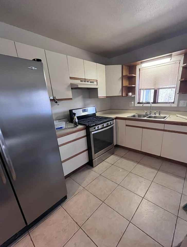 10739 E Granite Ridge Rd - Photo 3 of 7