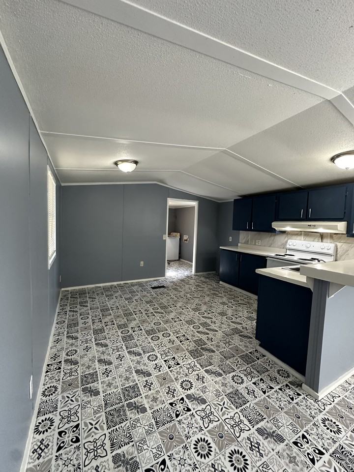 122 Marsha St #NA - Photo 2 of 6