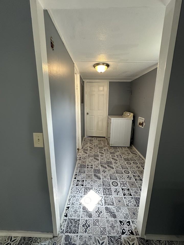 122 Marsha St #NA - Photo 5 of 6