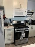 125 Russell St S #1 - Photo 2 of 11