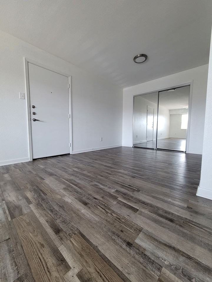 The Village Residences - Photo 6 of 50